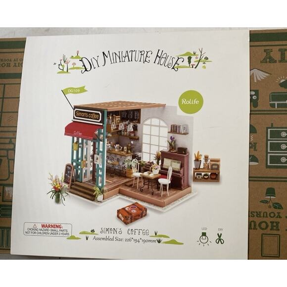 Simon's Coffee DIY 3D Miniature House Model Kit DG109 Rolife Robotime Sealed New - Picture 1 of 4